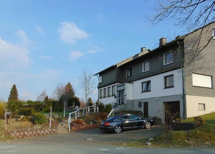 ゲストハウス Hubertus 3*