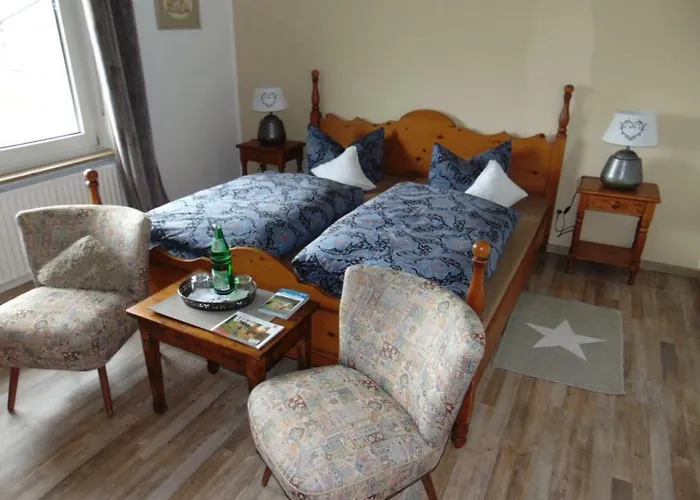 ゲストハウス Hubertus 3*